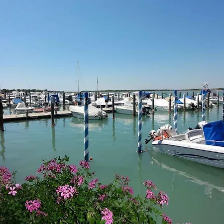 Apartment In Bibione 34326 דירה ביביונה